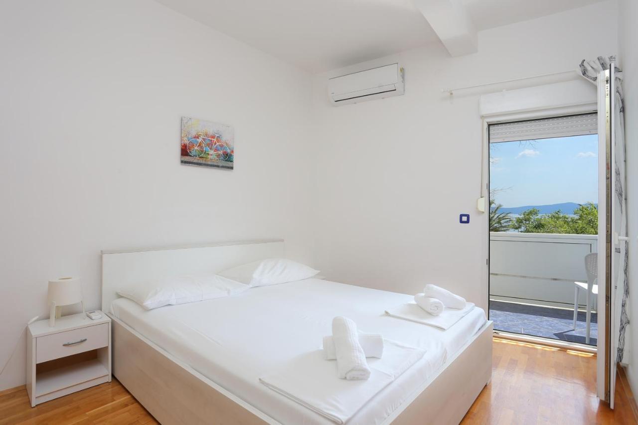 Apartments By The Sea Podgora, Makarska - 18918 Extérieur photo